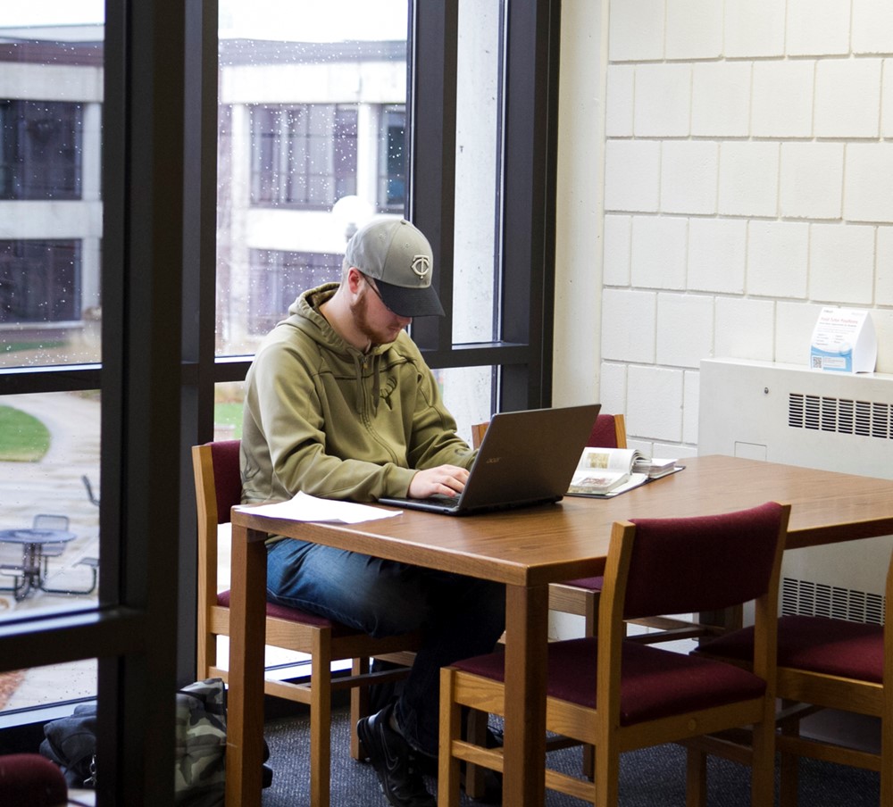 Course Schedule and Descriptions Anoka Ramsey Community College