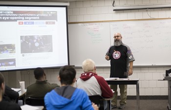 Thomas Hanson teaching